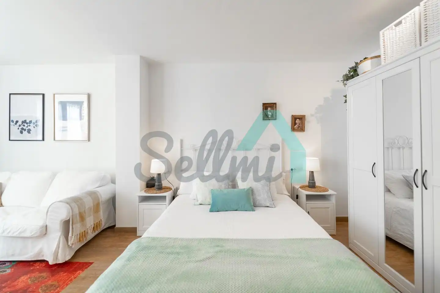 Habitación de Casa adosada en venta en Ribadeo con Calefacción, Jardín privado y Terraza