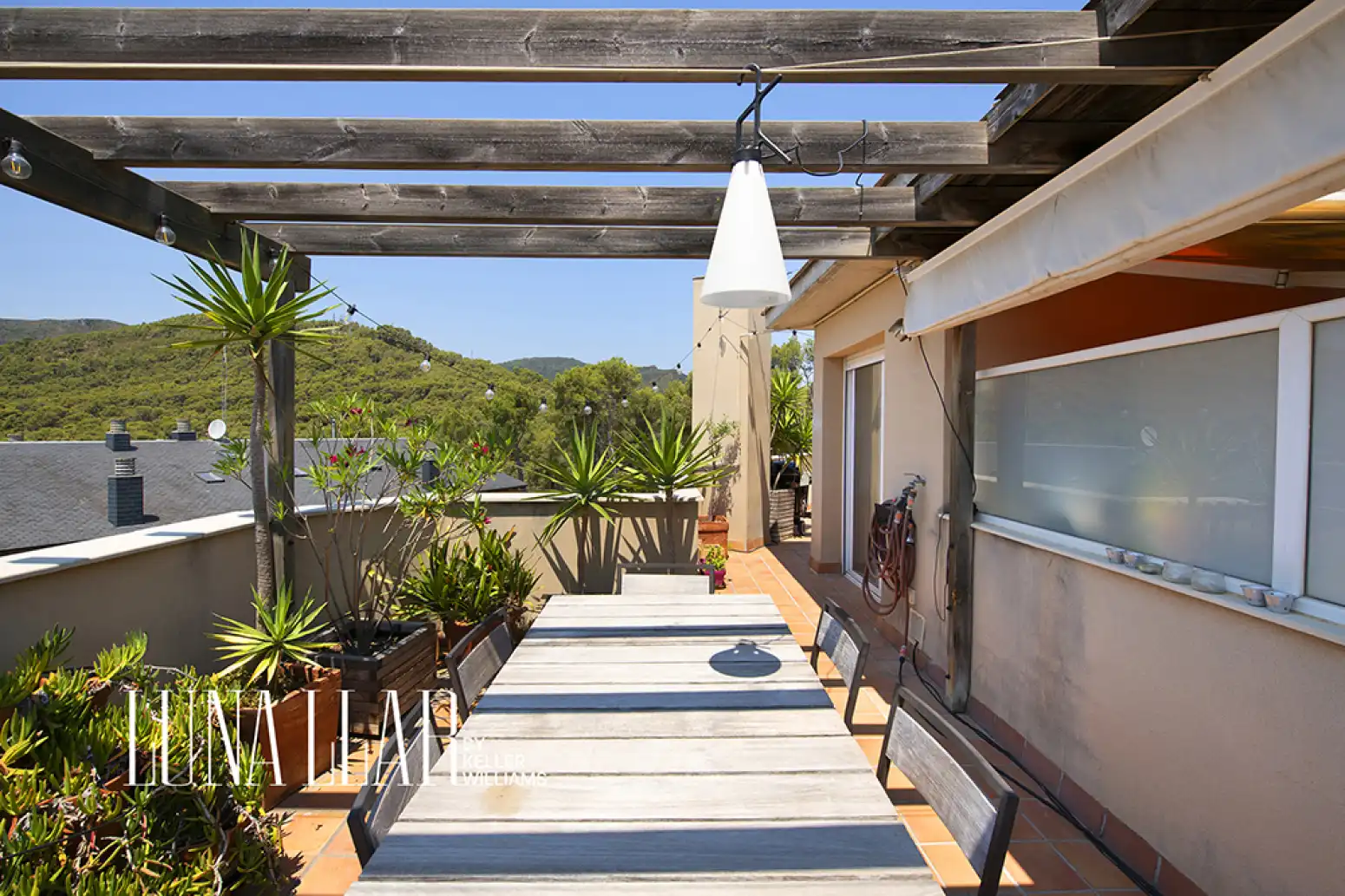 Terrasse von Wohnung zum Verkauf in Castelldefels mit Klimaanlage, Heizung und Parkett