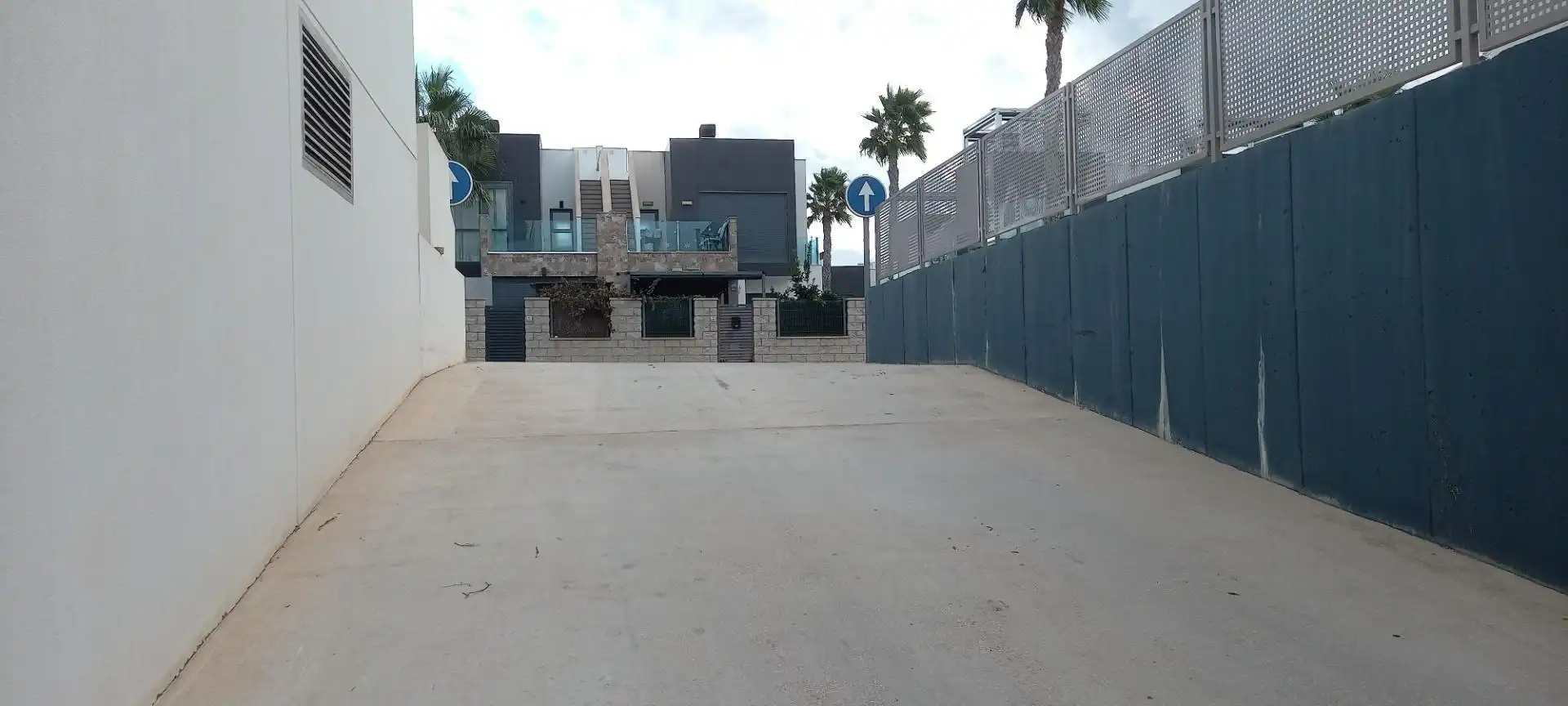 Parking of Garage for rent in Orihuela Costa