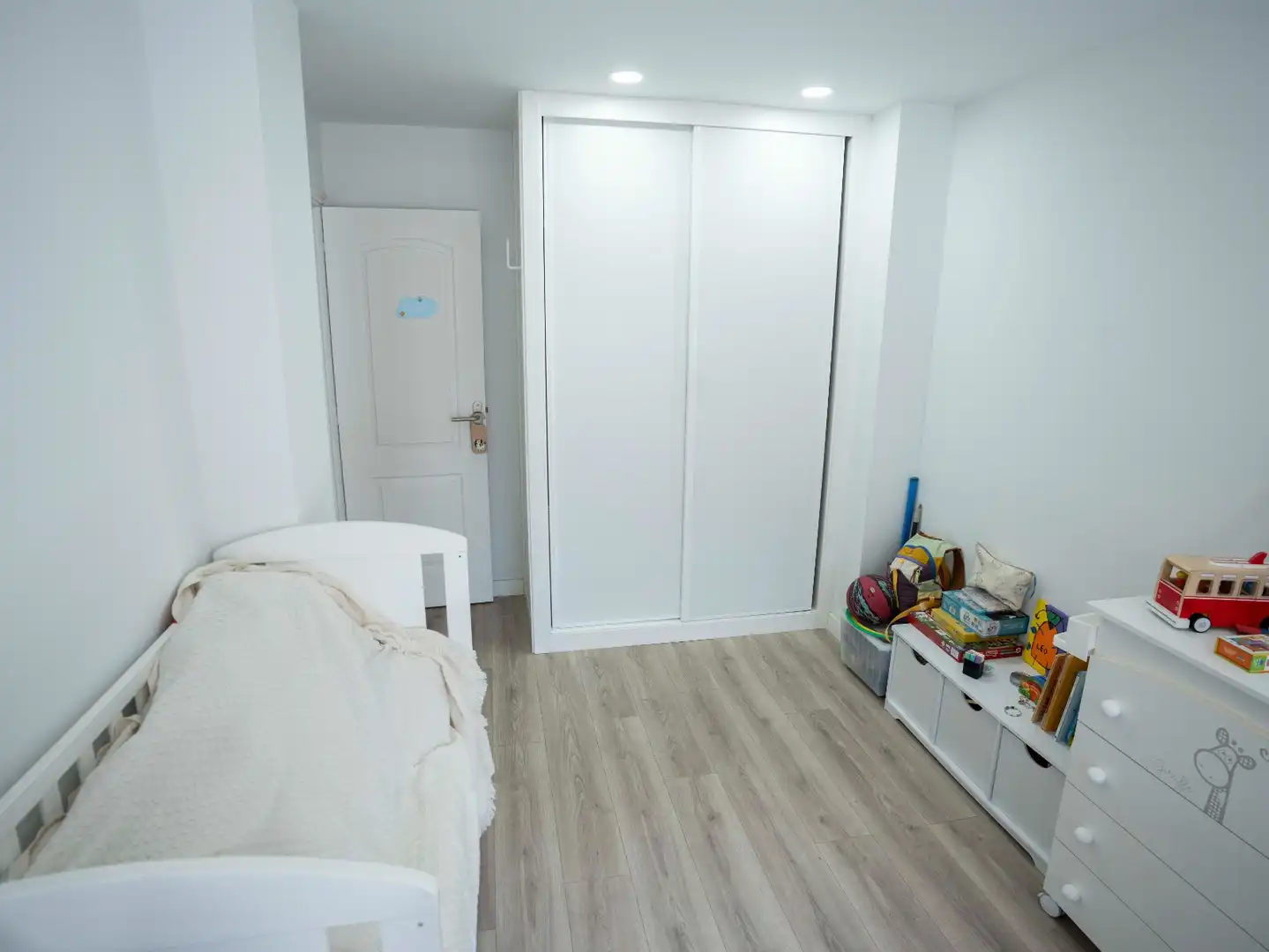 Dormitori de Apartament en venda en Güímar amb Parquet, Terrassa i Traster