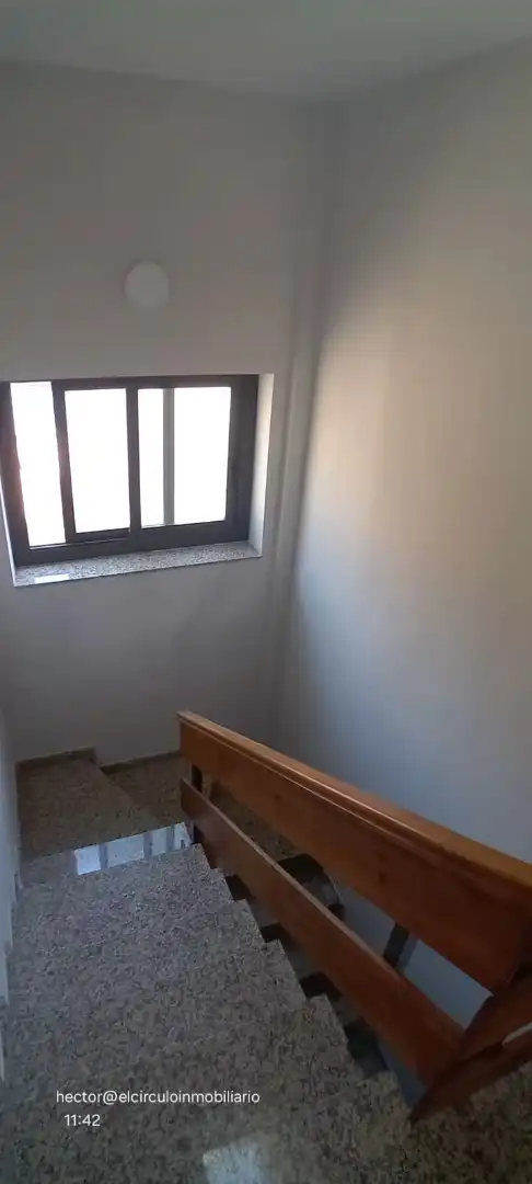 Dormitori de Dúplex de lloguer en Fuentes de Ebro amb Calefacció, Terrassa i Traster