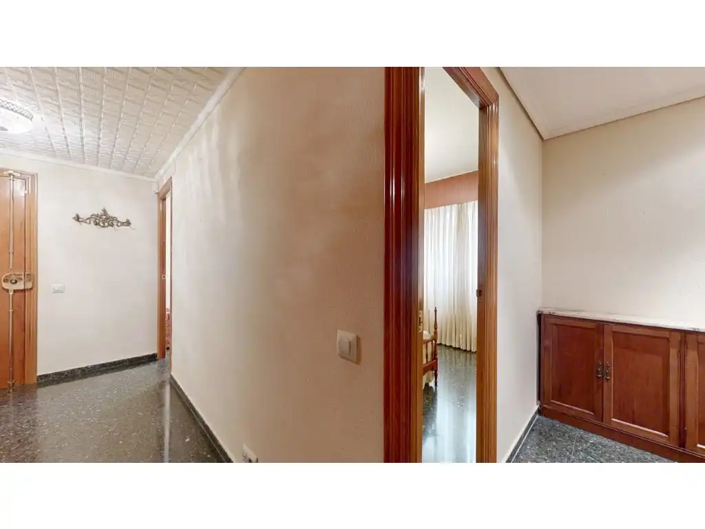 Flat for sale in Exposició
