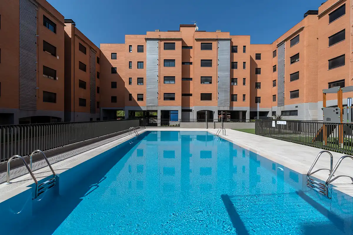 Appartamento con piscina in vendita a Calle de Federica Montseny 6, imagen 20