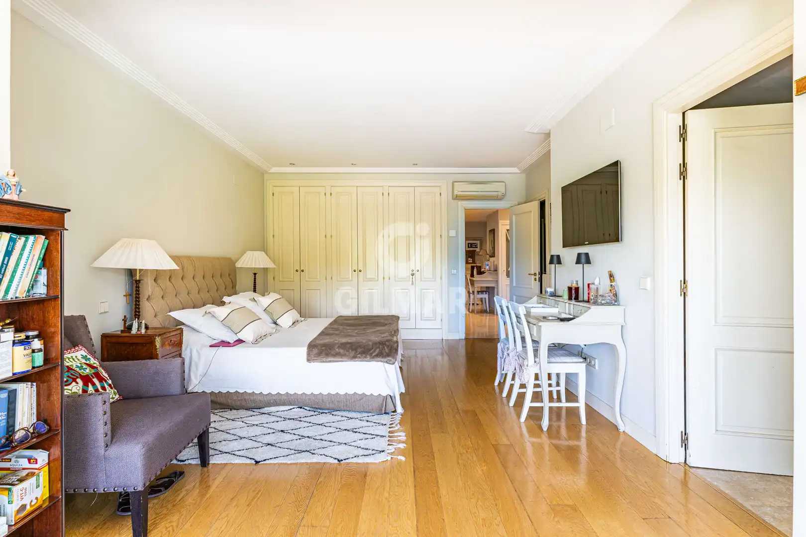 Bedroom of Detached homes for sale in Madrid  with Heating, Private garden and Swimming Pool