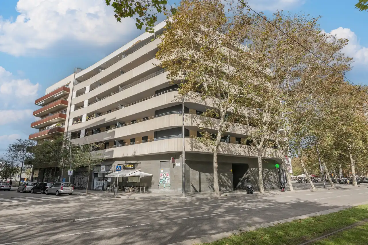 Pis amb ascensor en venda a Sant Martí