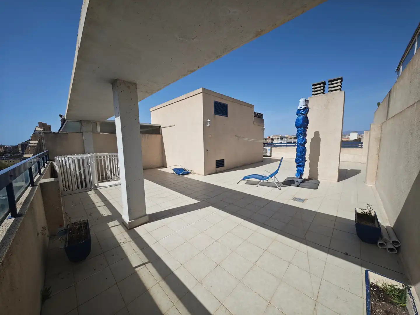 Terraza de Ático en venta en Alicante / Alacant con Aire acondicionado, Jardín privado y Parquet