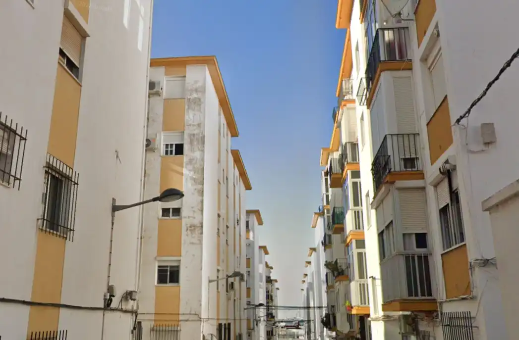Vista exterior de Pis en venda en San Fernando