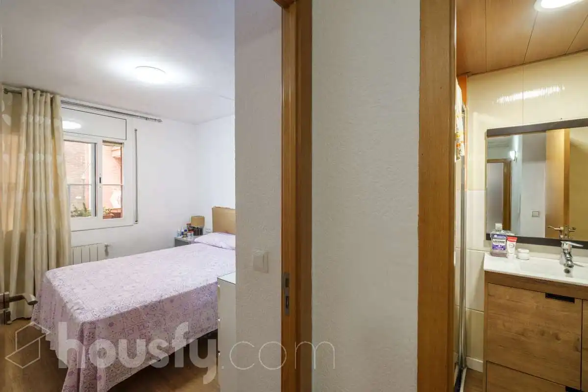 Bedroom of Flat for sale in Sud