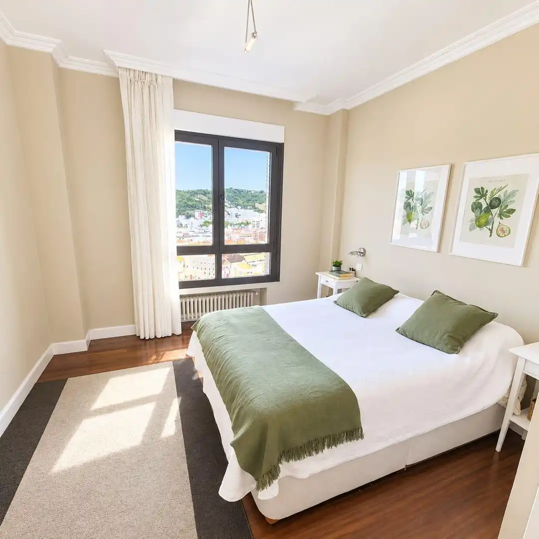 Bedroom of Attic for sale in Basurtu - Zorrotza