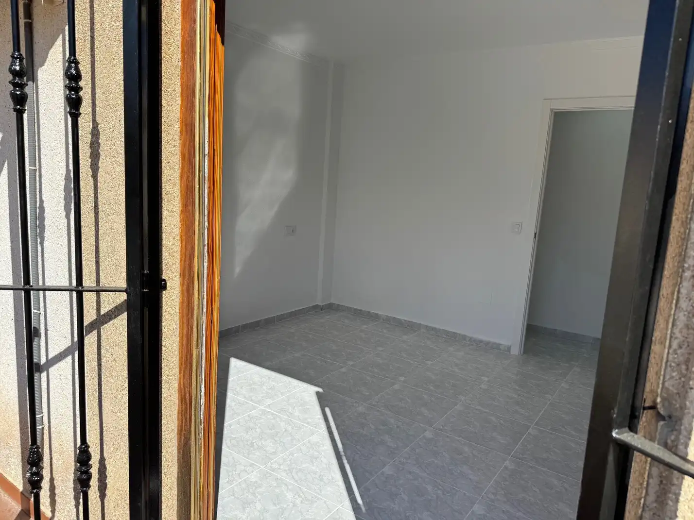 Casa adosada en venda en Torrevieja amb Terrassa, Forn i Balcó