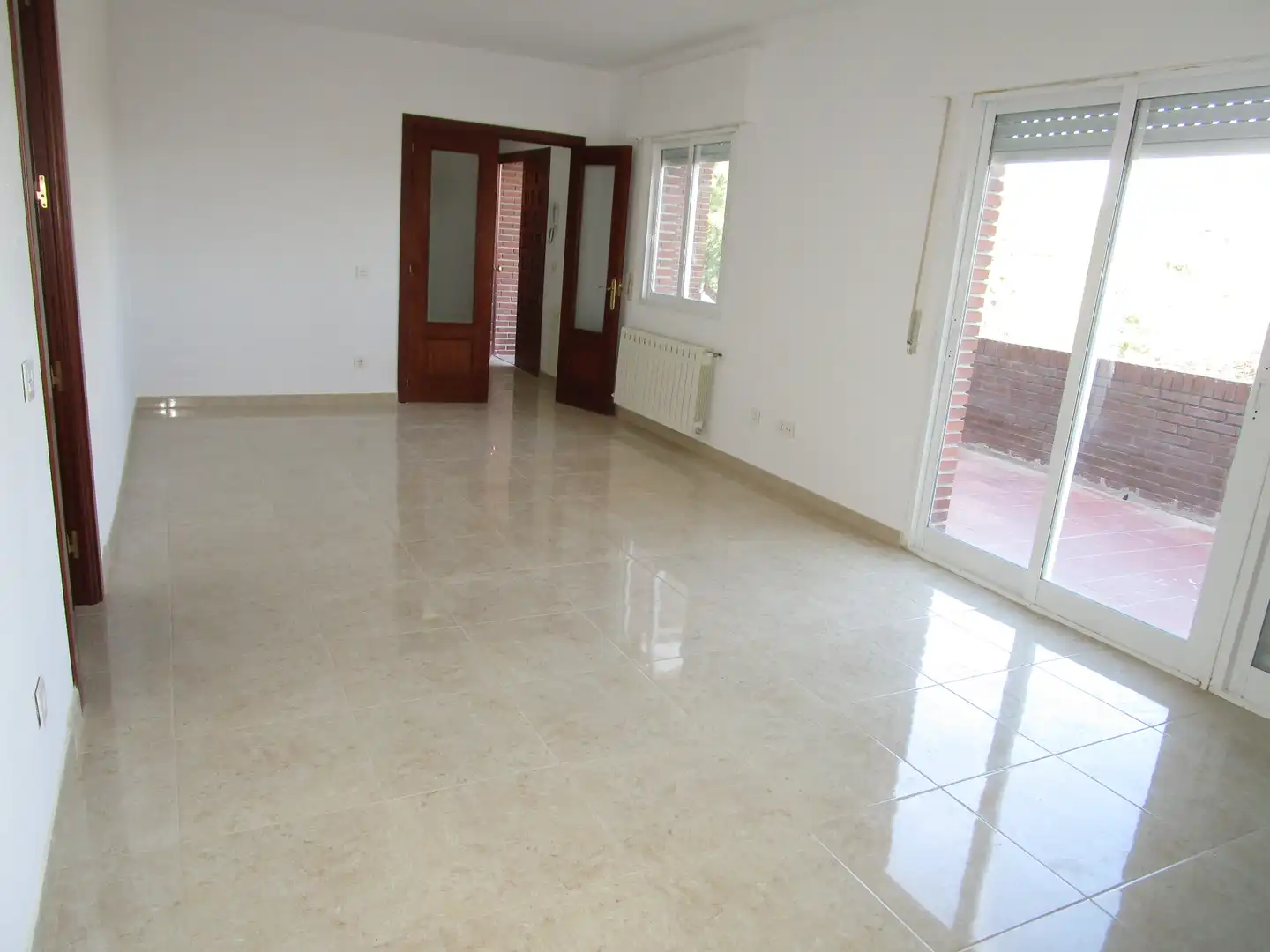 Sala de estar de Casa o chalet en venta en Villanueva del Pardillo con Calefacción, Jardín privado y Terraza