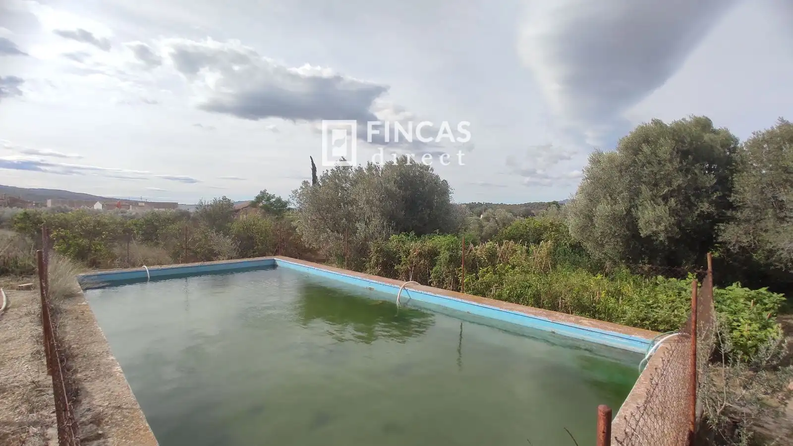 Swimming pool of Country homes for sale in Tortosa  with Heating and Furnished