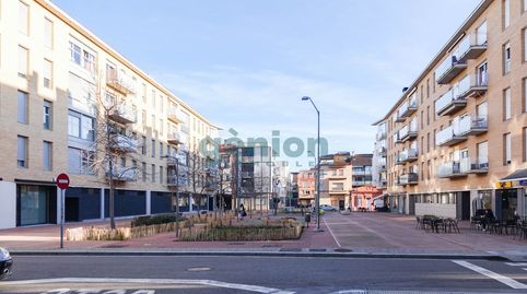 Foto 2 de Pis en venda a Carrer Sant Isidre, Eixample Sud – Migdia, Girona Capital