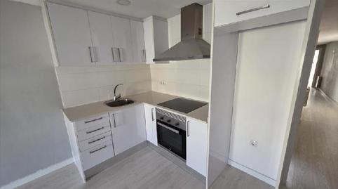 Foto 3 de Piso en venta en El Raval, Barcelona