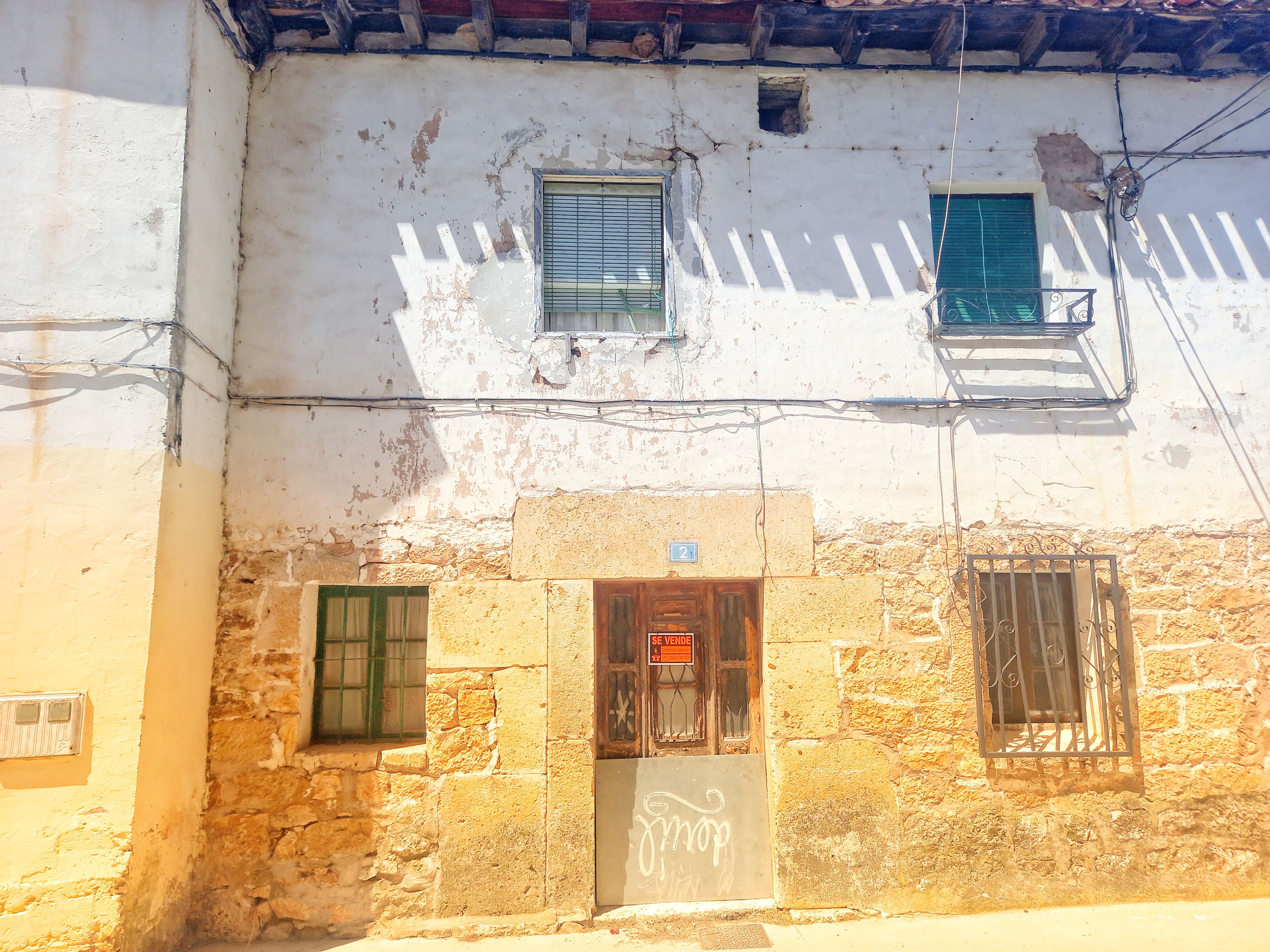 Casa adosada en venda a Calle la Iglesia, 6, Puentedura