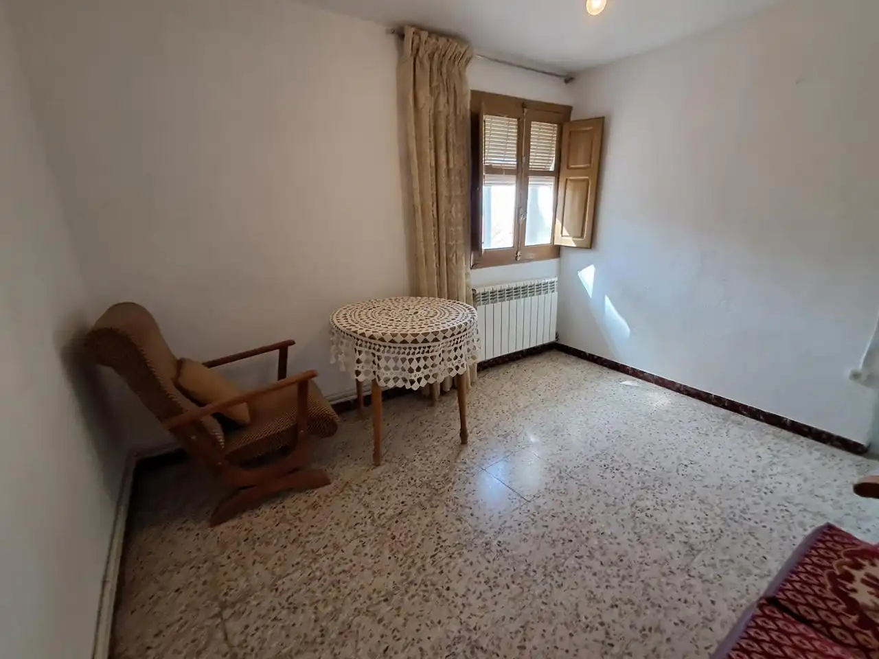 Sala d'estar de Finca rústica en venda en El Castellar amb Calefacció i Jardí privat
