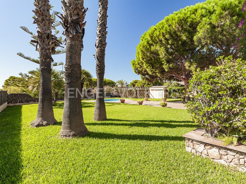 Garden of House or chalet for sale in El Vendrell  with Air Conditioner, Heating and Private garden