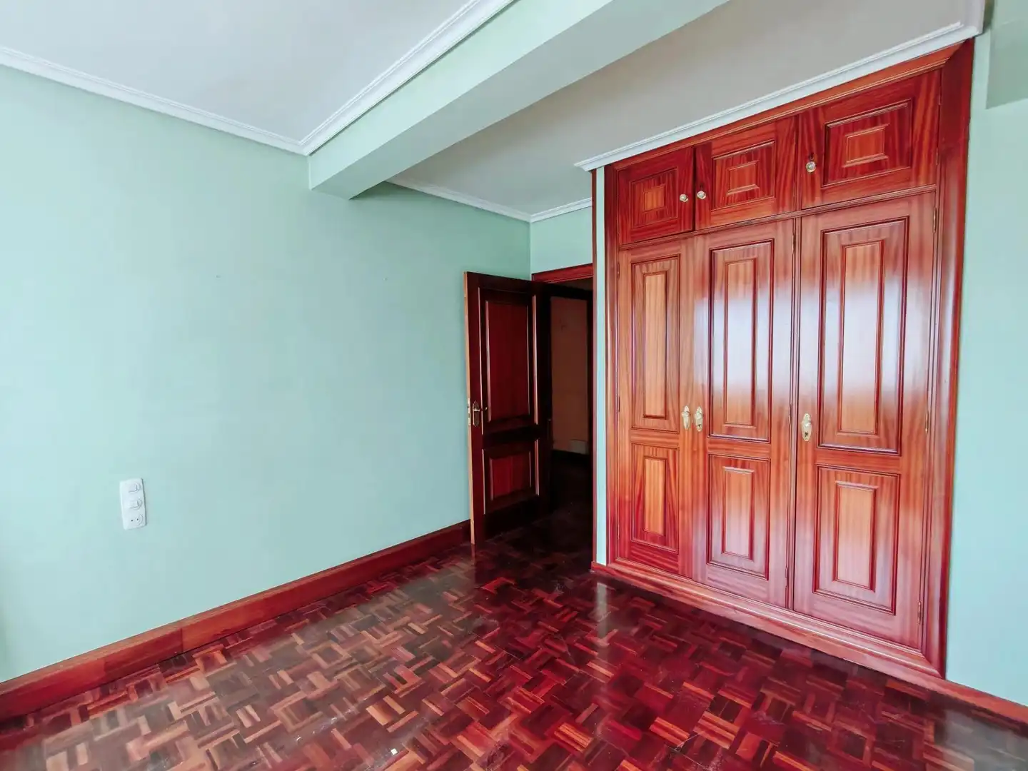 Habitación de Piso en venta en Vigo  con Calefacción y Terraza