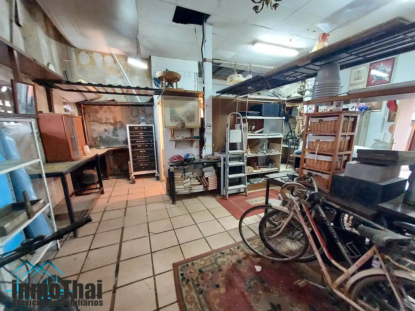 Geschaftsraum zum Verkauf in Ronda del Caracol, 37, Centro