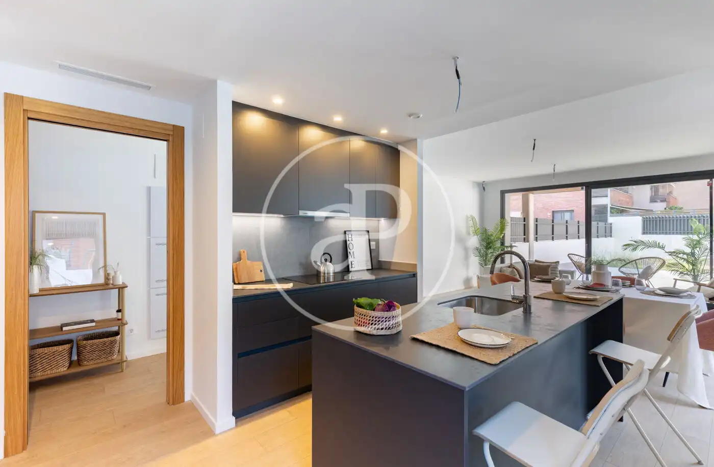Küche von Wohnung zum Verkauf in Sant Cugat del Vallès mit Klimaanlage, Heizung und Privatgarten