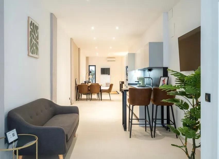 Sala d'estar de Planta baixa en venda en  Valencia Capital amb Aire condicionat