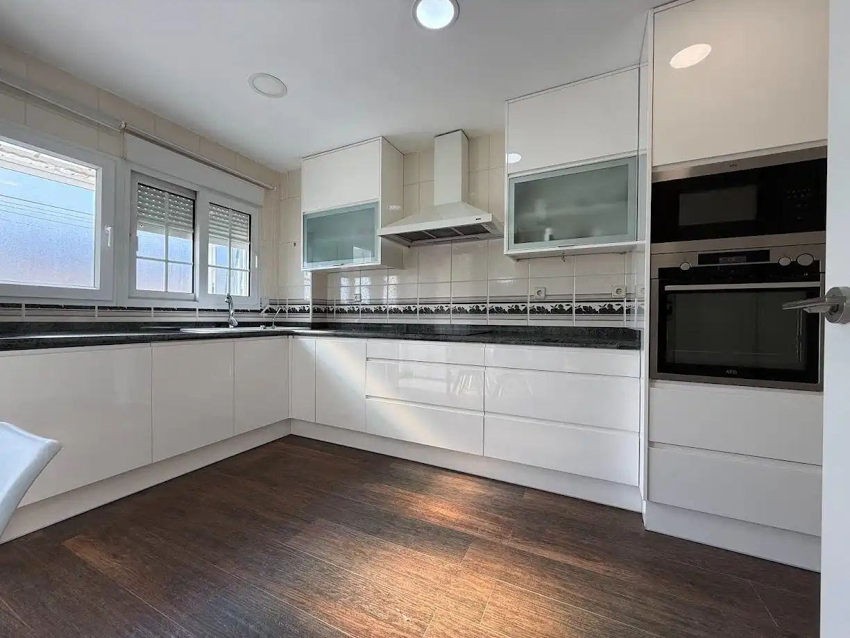 Cocina de Piso en venta en Mislata con Aire acondicionado, Calefacción y Balcón