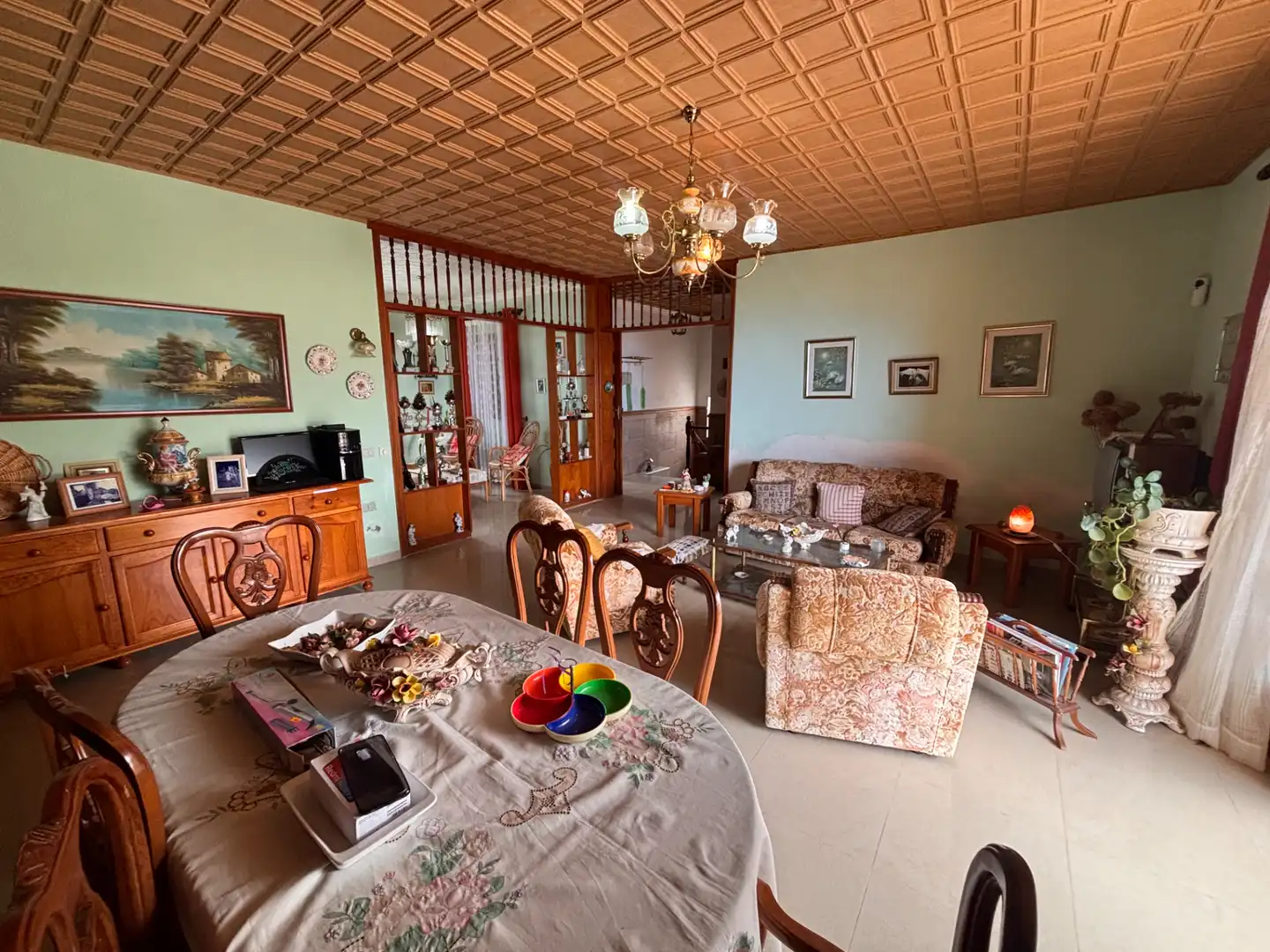 Sala d'estar de Casa o xalet en venda en Icod de los Vinos amb Jardí privat, Terrassa i Traster