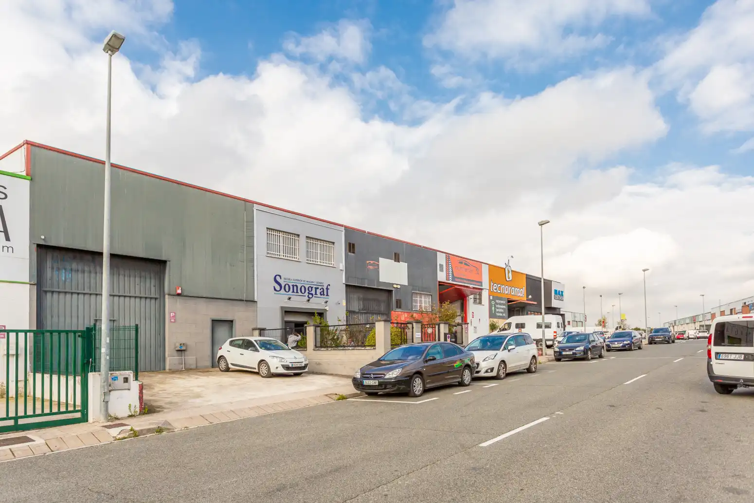 Nave industrial de alquiler en Mutilva - POLIGONO MUTILVA BAJA, CALLE P, Aranguren