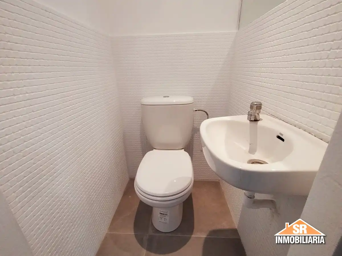 Business premises to rent in Rúa do Socorro 35, imagen 9