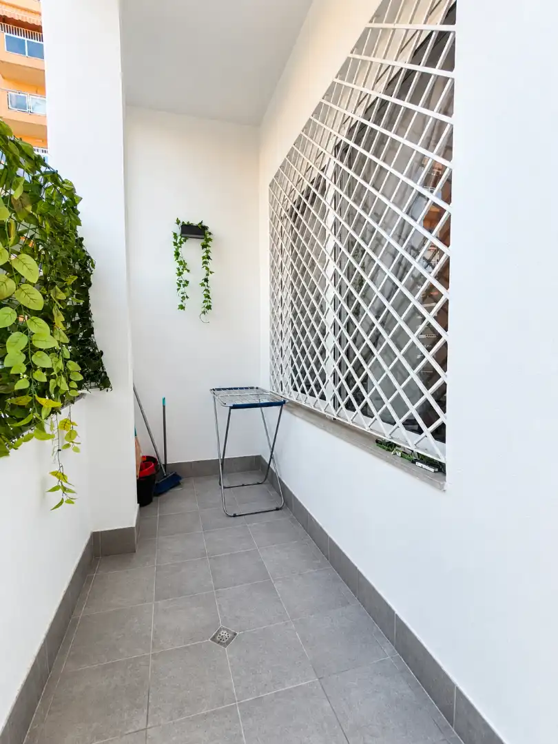 Apartament amb ascensor en venda a Calle Cueva de Menga, imagen 2