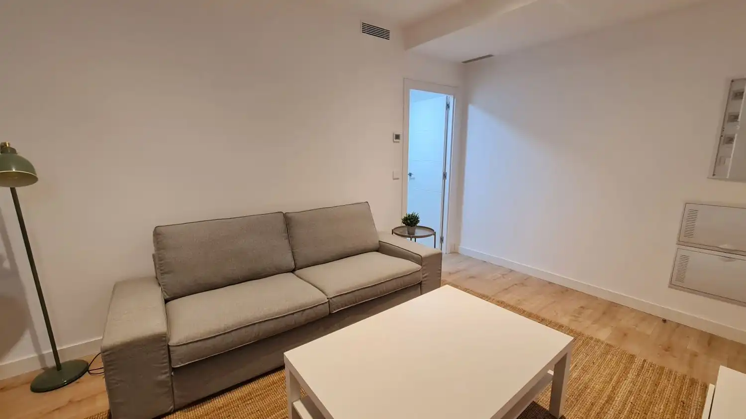 Wohnung zur Miete in Louis Pasteur, 17, El Tejar - Hacienda Bizcochero