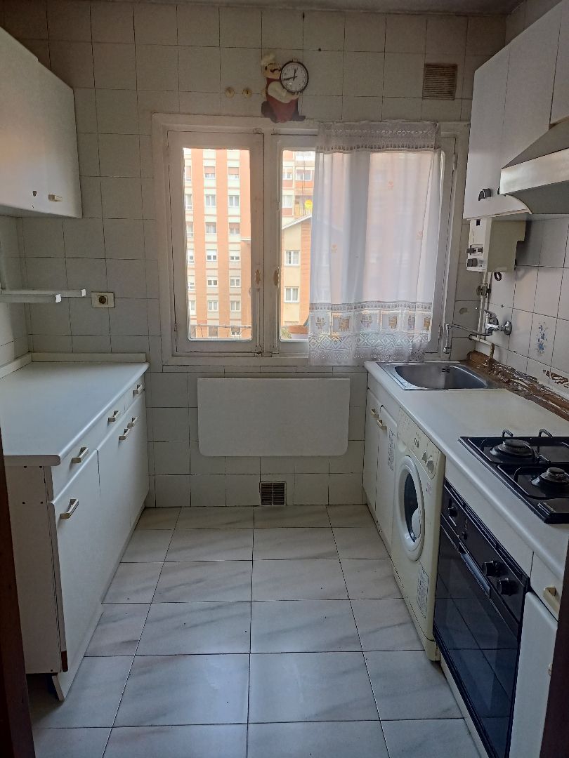 Flat for sale in Avenida de Gaspar García Laviana, 34, Pumarín, Sur