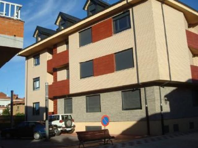 Vista exterior de Pis en venda en Villaquilambre