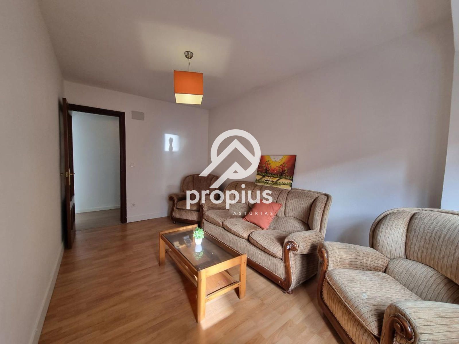 Sala d'estar de Pis en venda en Gijón  amb Calefacció