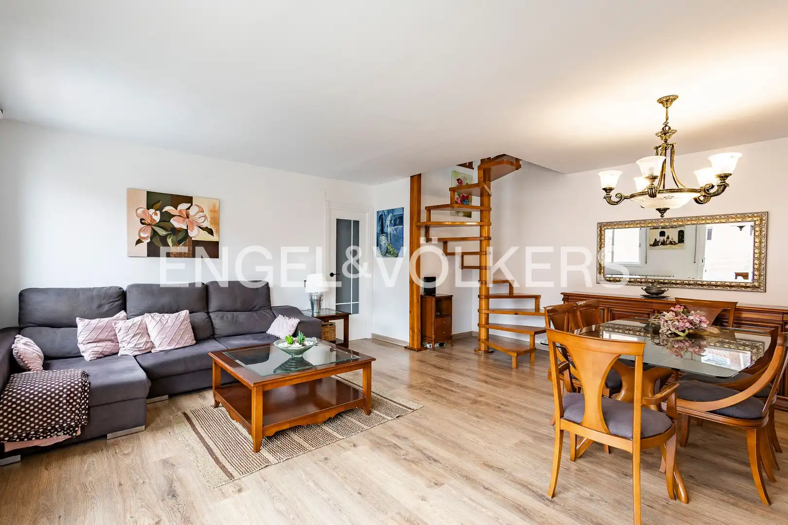 Sala de estar de Dúplex en venta en Terrassa con Aire acondicionado, Calefacción y Parquet