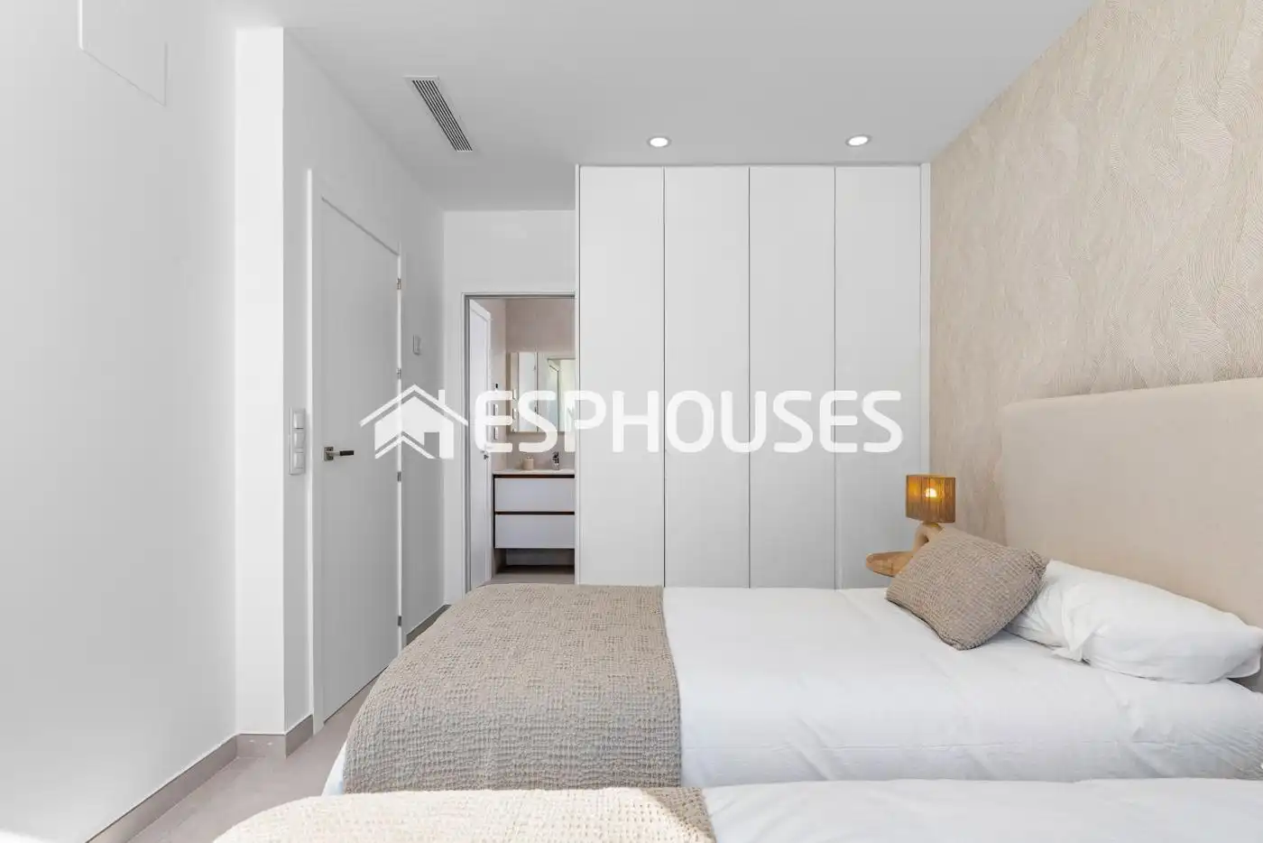 Habitación de Casa o chalet en venta en Pilar de la Horadada con Terraza, Piscina y Balcón