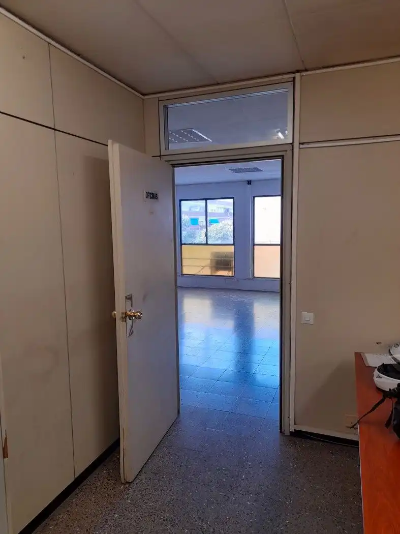 Oficina de alquiler en L'Hospitalet de Llobregat, Barcelona