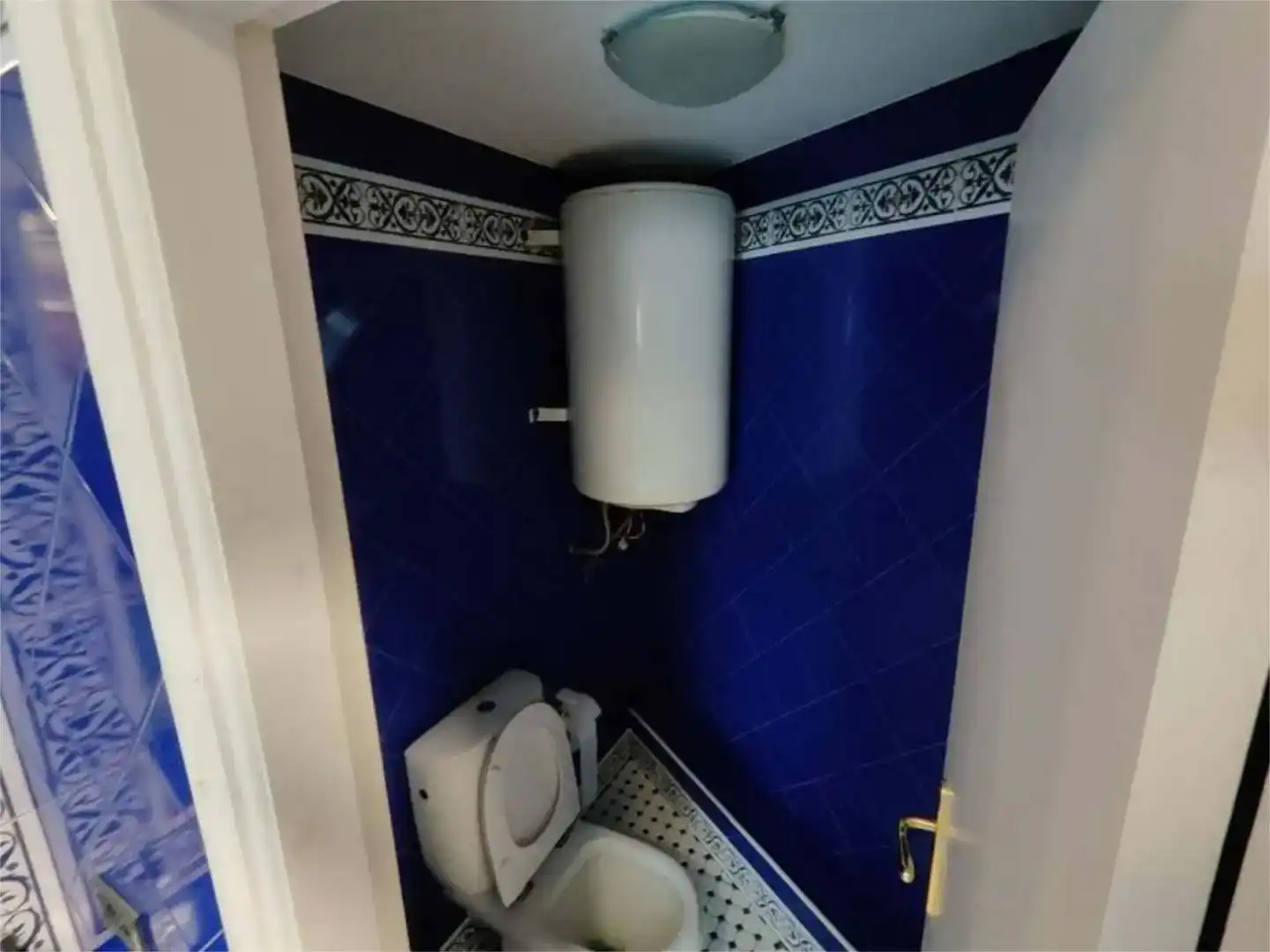 Bany de Casa o xalet en venda en Teo amb Piscina