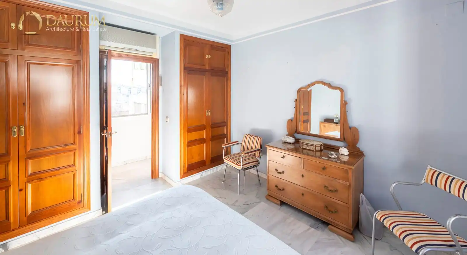 Dormitori de Casa o xalet en venda en Alcalá de Guadaira amb Aire condicionat, Calefacció i Terrassa