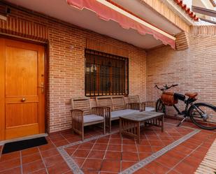 Terrassa de Pis en venda en Torrevieja amb Aire condicionat, Calefacció i Jardí privat