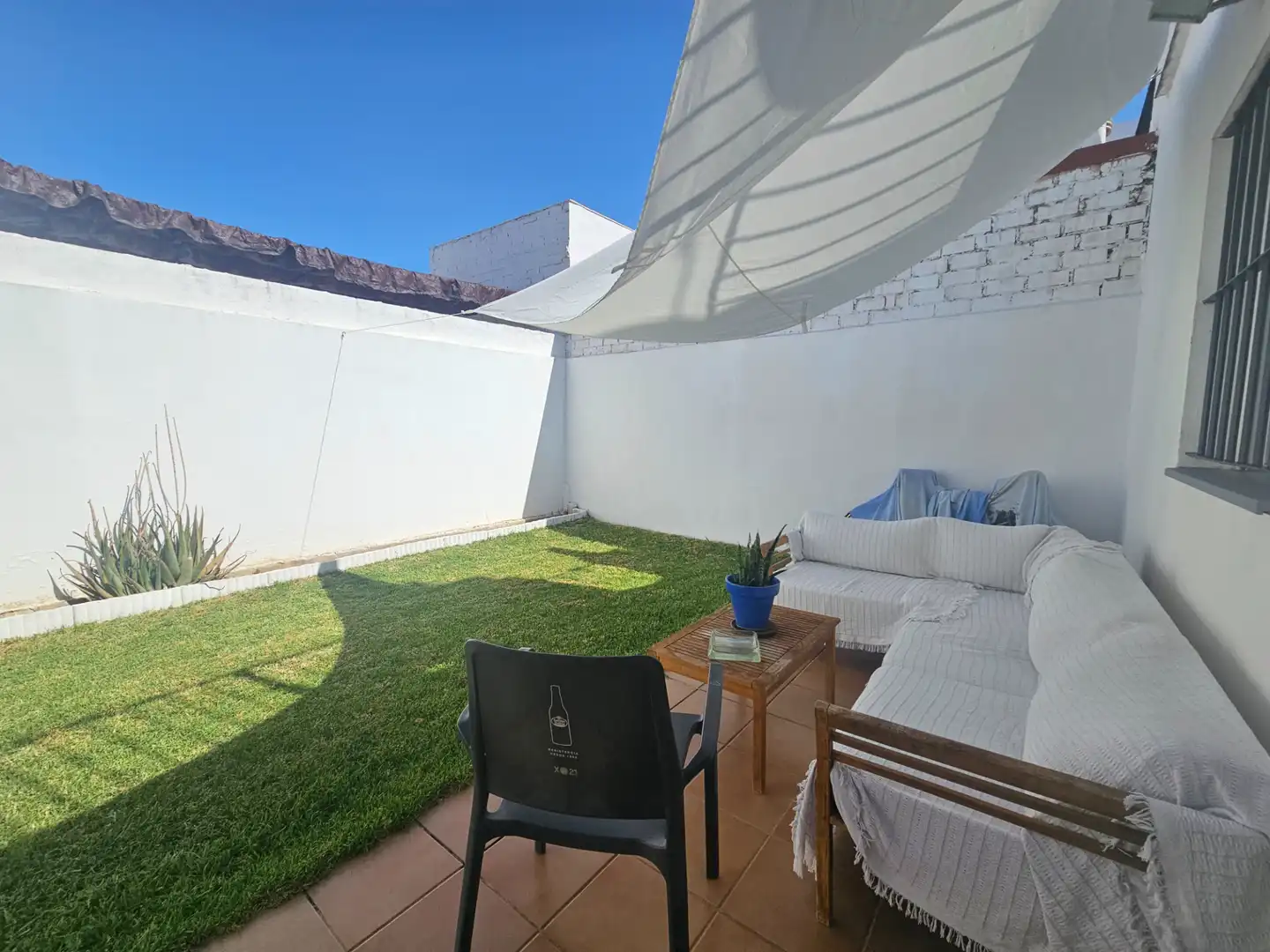 Casa adosada en venta en Benacazón