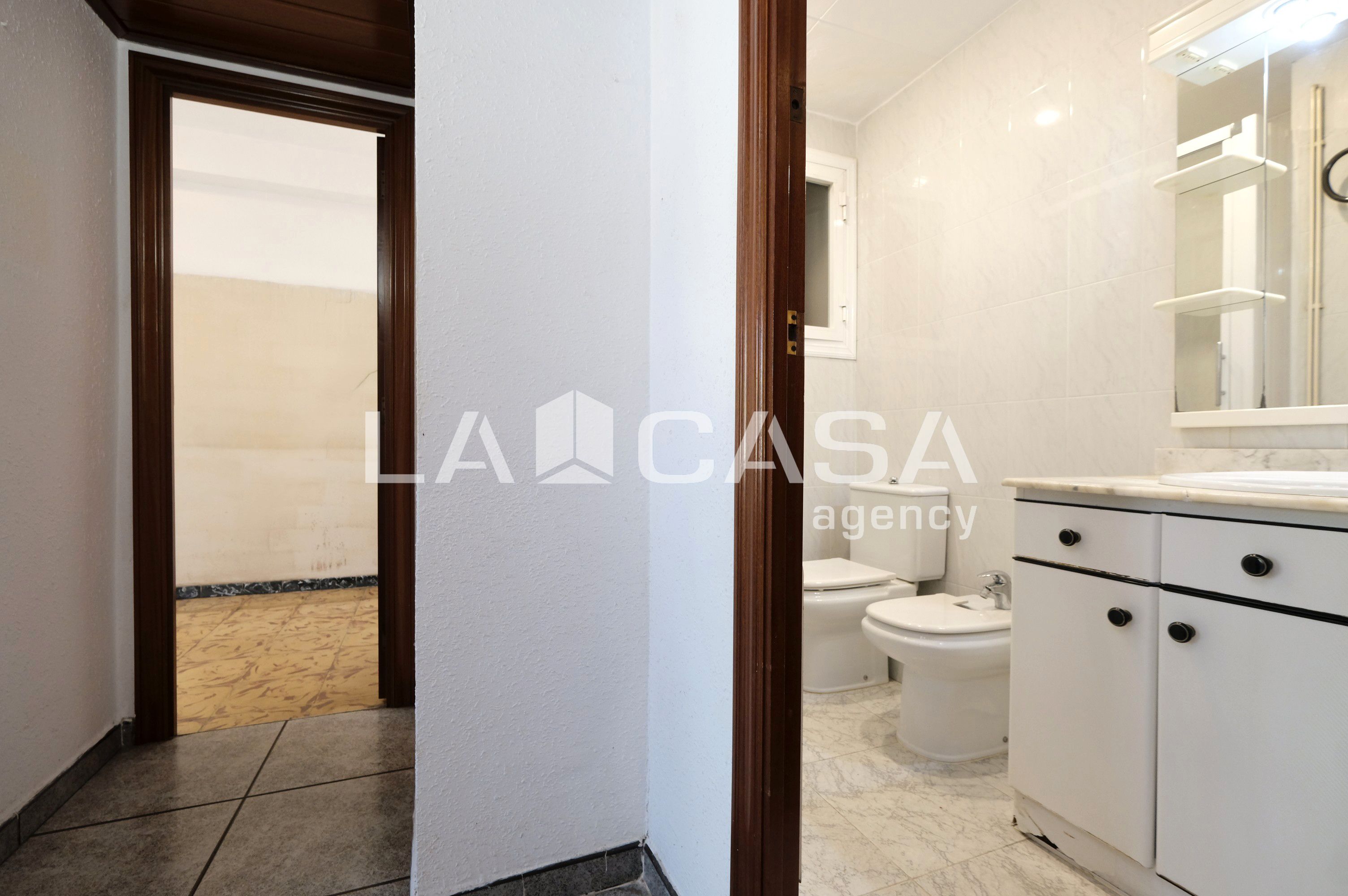 Piso en venta en  Barcelona Capital con Calefacción