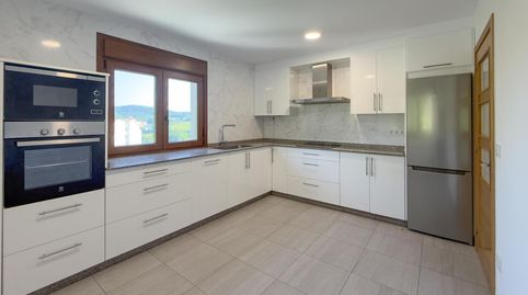 Foto 3 de Casa o chalet de alquiler en Calle de Rosalía de Castro, Oroso, A Coruña