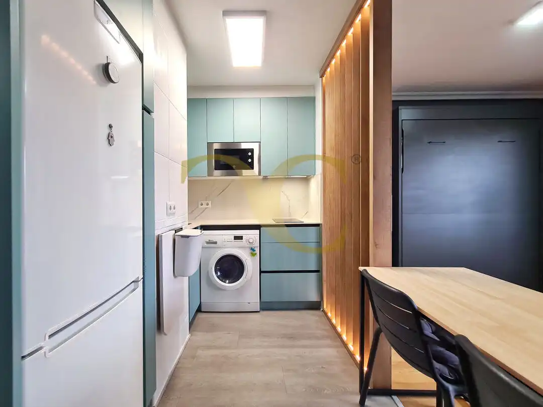 Kitchen of Flat for sale in Oviedo   with Heating, Storage room and Furnished