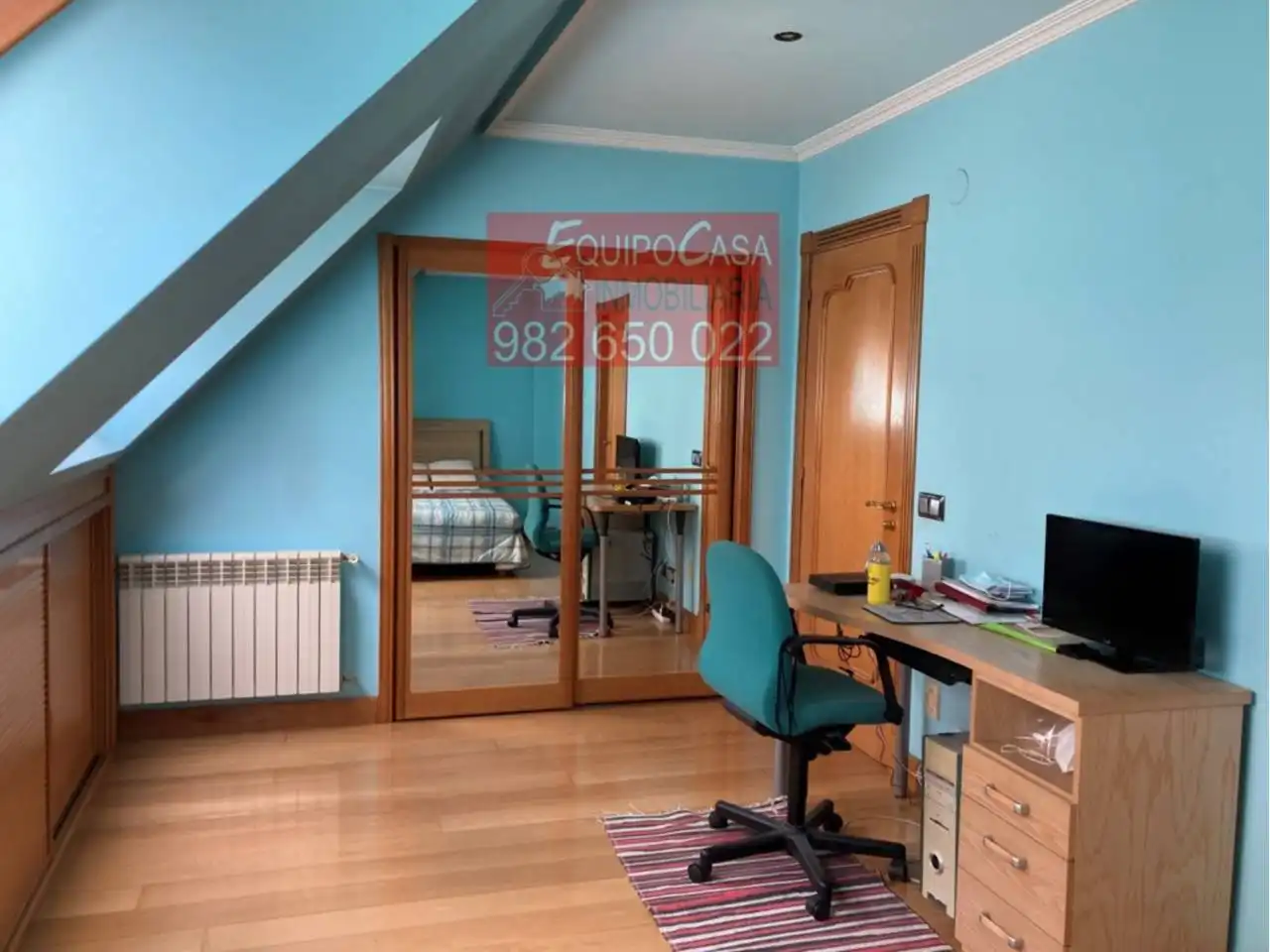Schlafzimmer von Einfamilien-Reihenhaus zum Verkauf in Lugo mit Heizung, Privatgarten und Parkett