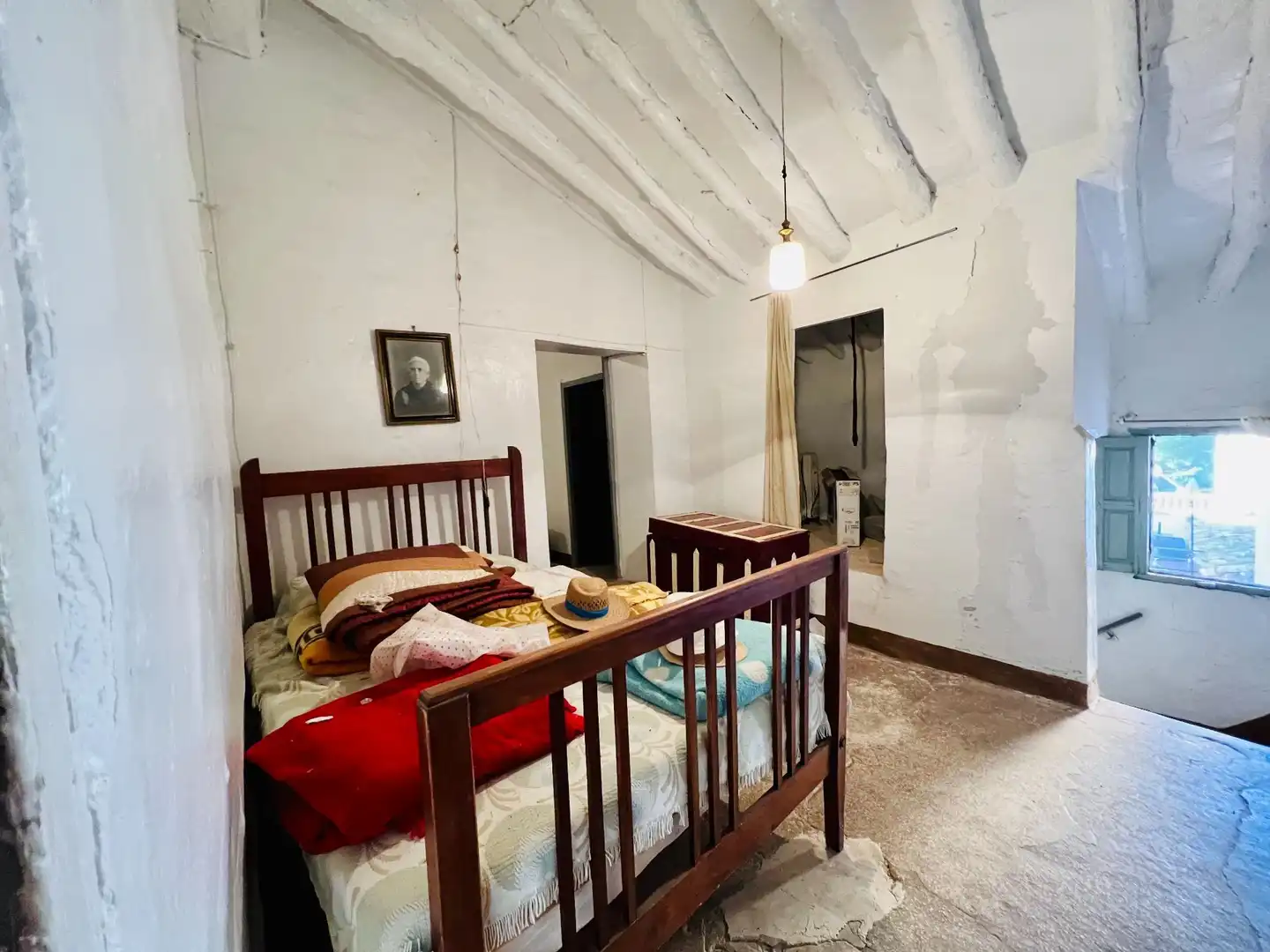 Schlafzimmer von Country house zum Verkauf in Campo de Mirra / El Camp de Mirra mit Privatgarten und Abstellraum