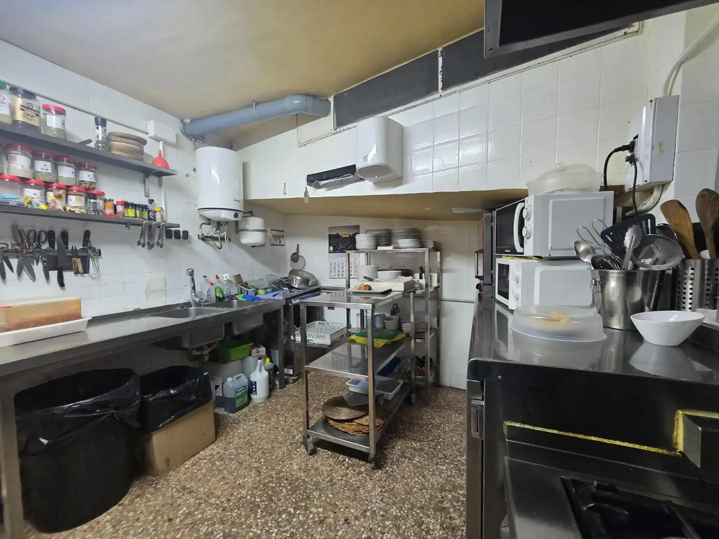Cocina de Local de alquiler en Arenys de Mar con Aire acondicionado