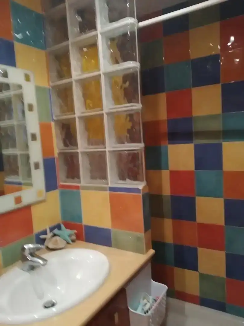 Bany de Casa o xalet en venda en L'Escala amb Balcó