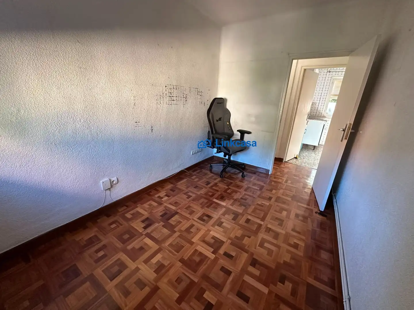 Piso en venta en Madrid con Calefacción, Parquet y Terraza