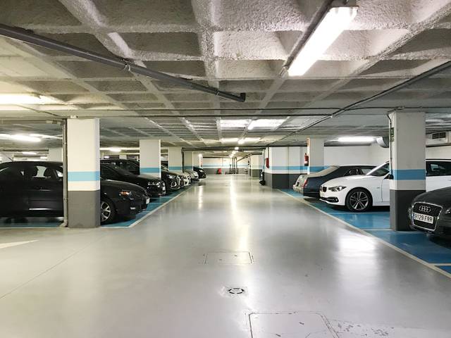 Garaje en Venta en Plaça de Polo de Bernabé, 6 en Exposició